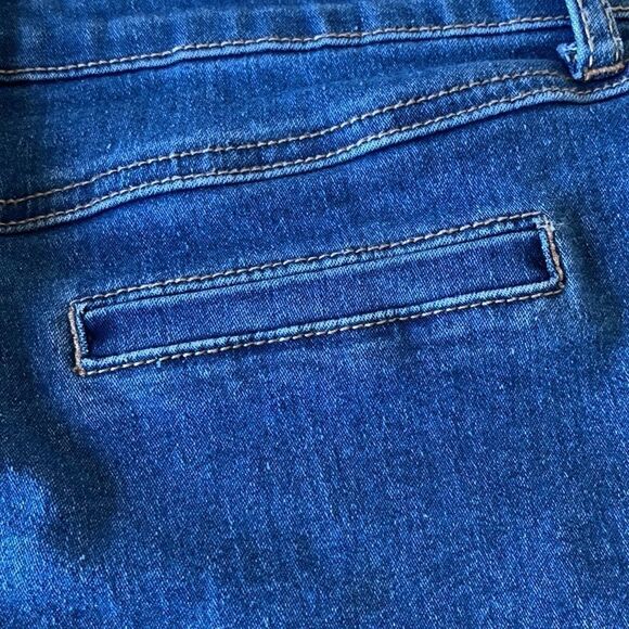 Rampage Sofie Mid-rise shorts size 7 - Picture 8 of 16